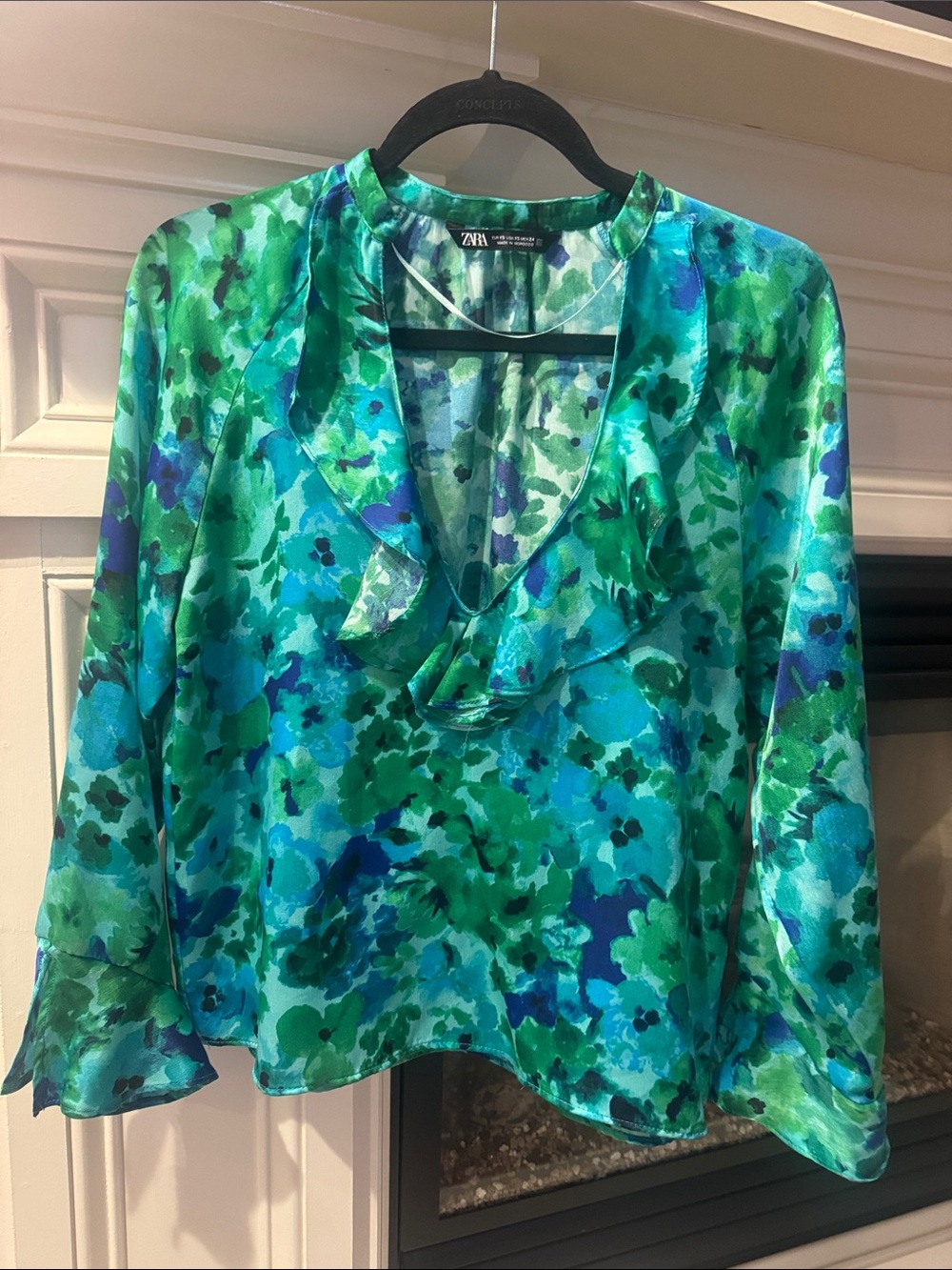 Zara super soft silky Blue and Green Floral Ruffle V-Neck Blouse
